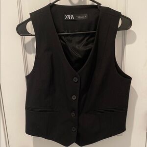 Zara Classic Black Sleeveless Vest